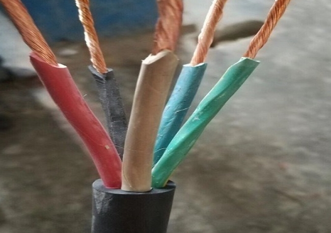 輻照交聯(lián)絕緣電纜采用輻照的方式交聯(lián)別無選擇.jpg 輻照交聯(lián)絕緣電纜采用輻照的方式交聯(lián)別無選擇.jpg